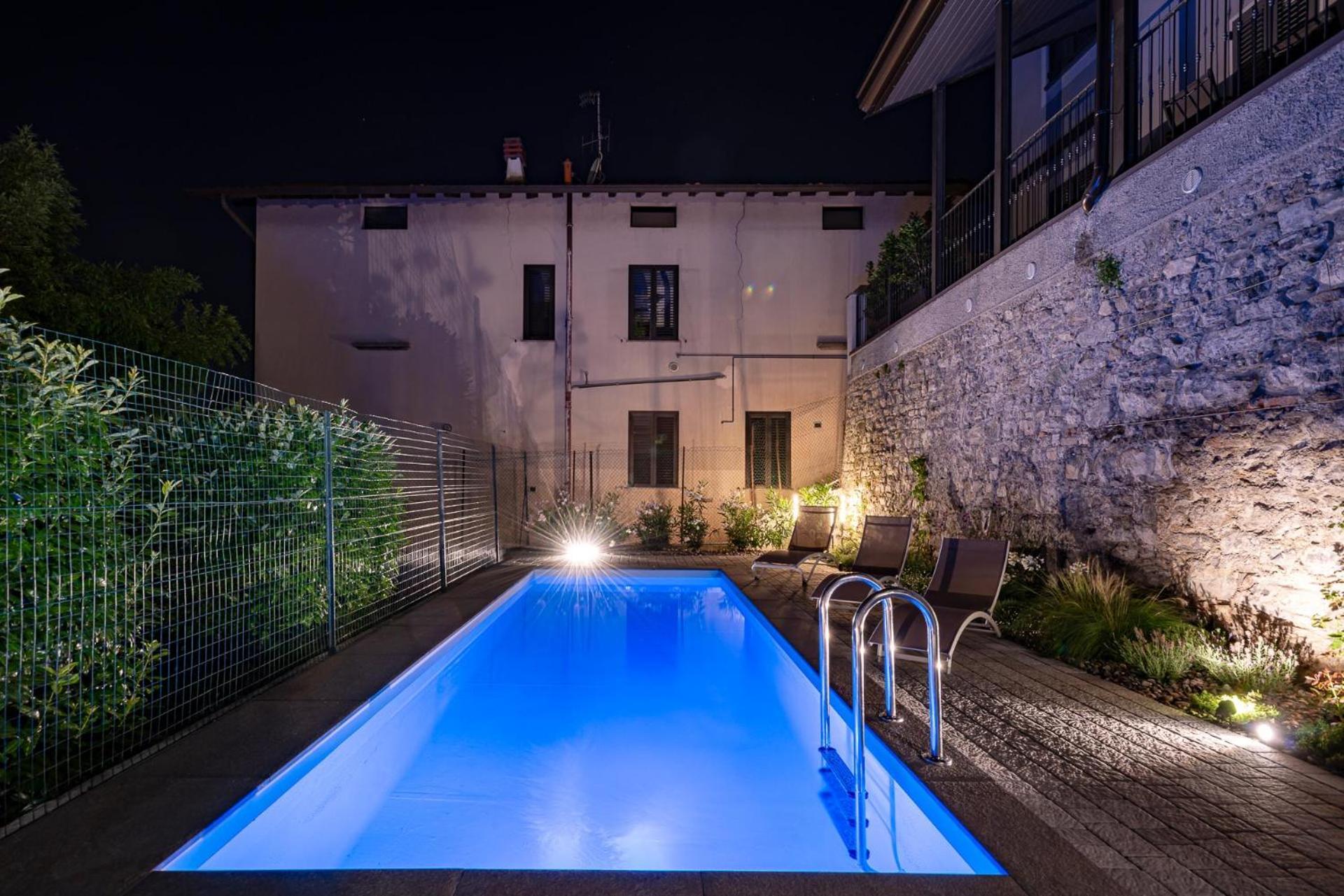 Апартаменти Mg House Luxury Комо Екстер'єр фото